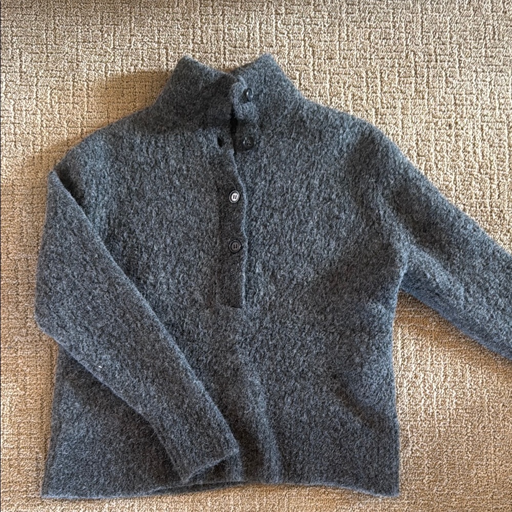 Cozy Gray Women's Jenni Kayne Sweater